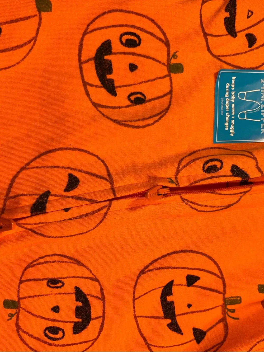 Carter’s Jack-o’Lantern Footed Sleeper 9 months nwt